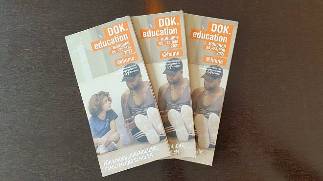 DOK.education Programmheft 2021
